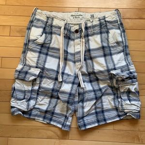 Men’s Abercrombie & Fitch cargo shorts, size 36